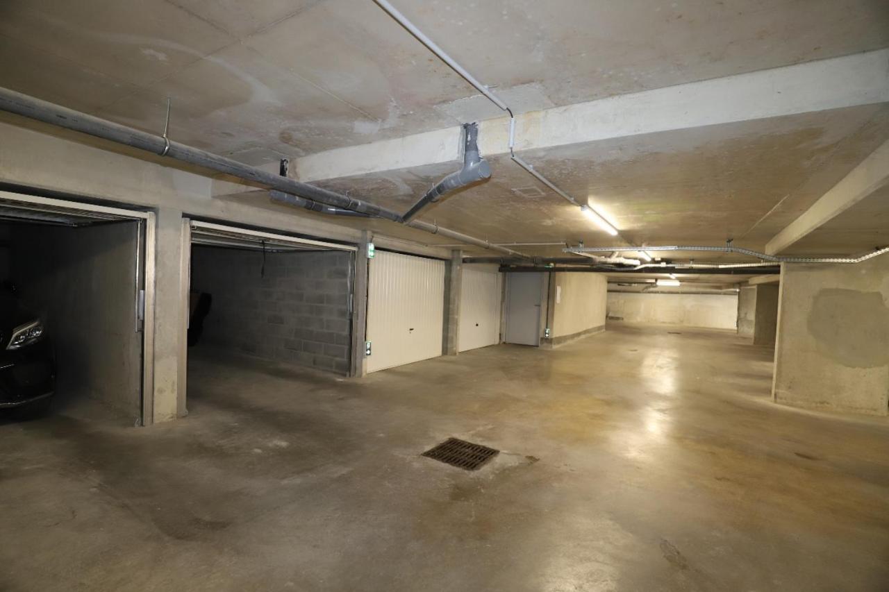 Appartement Et Garage Au Coeur De L'Isle Buitenkant foto